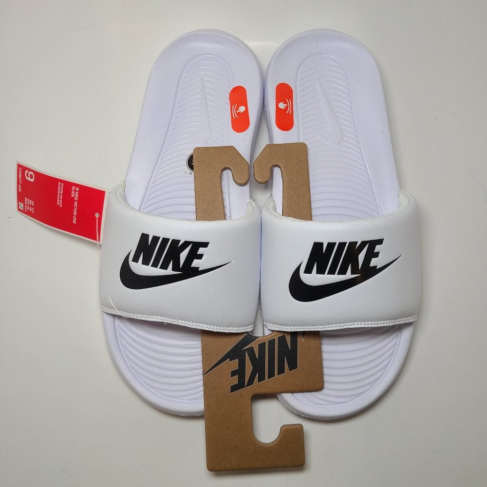 Nike White Slides NWT W9 M7.5